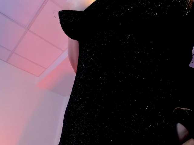 MiuMaka live cam on BongaCams