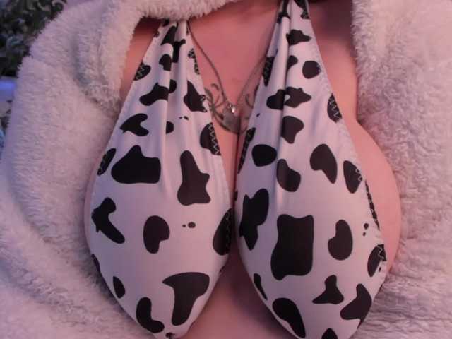 MiuMaka live cam on BongaCams