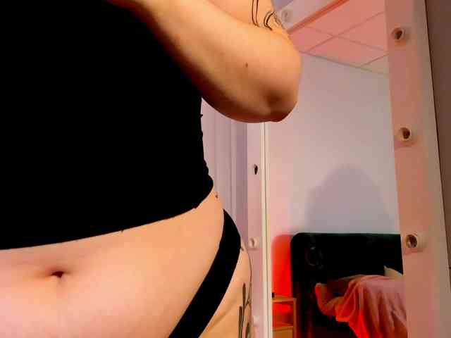 MiuMaka webcam