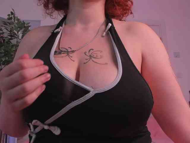 MiuMaka webcam