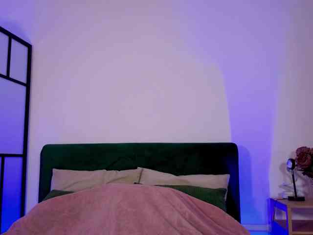 MiuMaka webcam