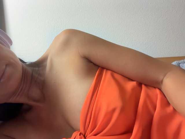 UnchartedSecret live cam on BongaCams