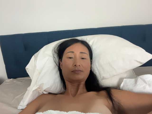 UnchartedSecret live cam on BongaCams