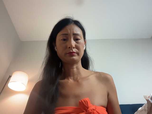 UnchartedSecret live cam on BongaCams