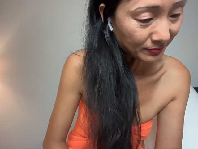 UnchartedSecret live cam on BongaCams