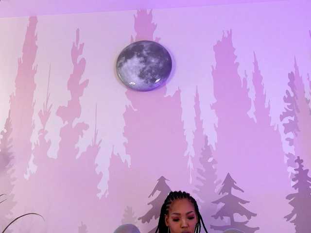 AzraKnox live cam on BongaCams
