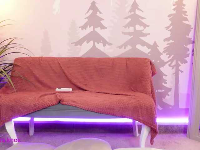 AzraKnox live cam on BongaCams