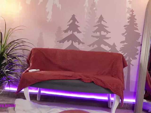 AzraKnox, en directo ahora en BongaCams