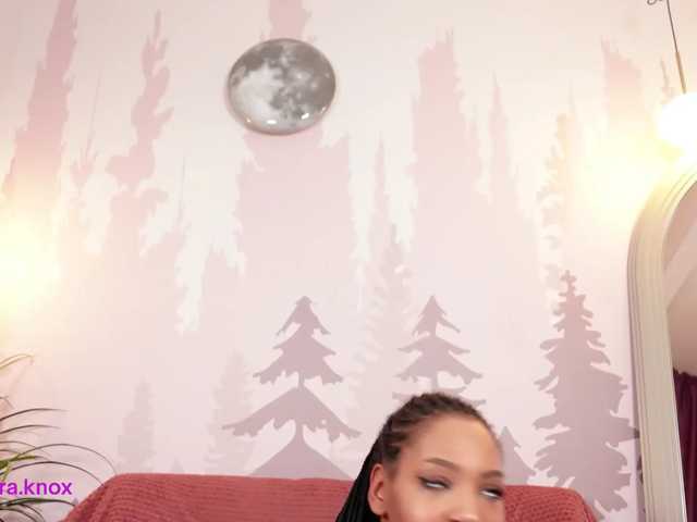 AzraKnox live cam on BongaCams