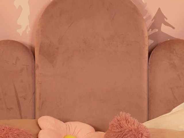 AzraKnox live cam on BongaCams