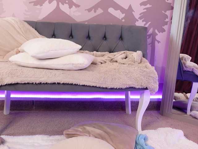 AzraKnox live cam on BongaCams