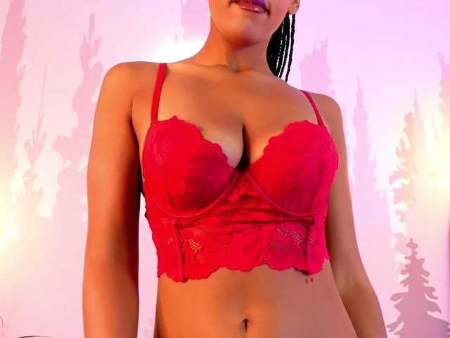 AzraKnox live cam on BongaCams
