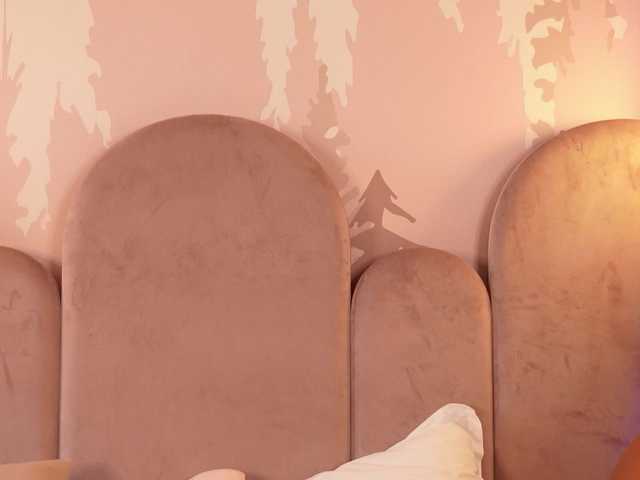 AzraKnox live cam on BongaCams