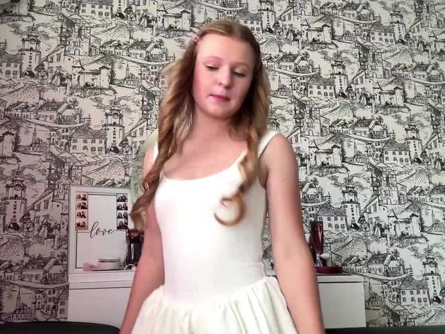 ArmindaSharpton live cam on BongaCams