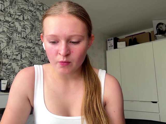 ArmindaSharpton live cam on BongaCams