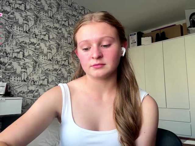 ArmindaSharpton live cam on BongaCams