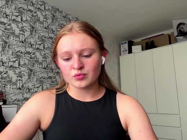ArmindaSharpton live cam on BongaCams