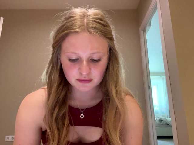 ArmindaSharpton live cam on BongaCams