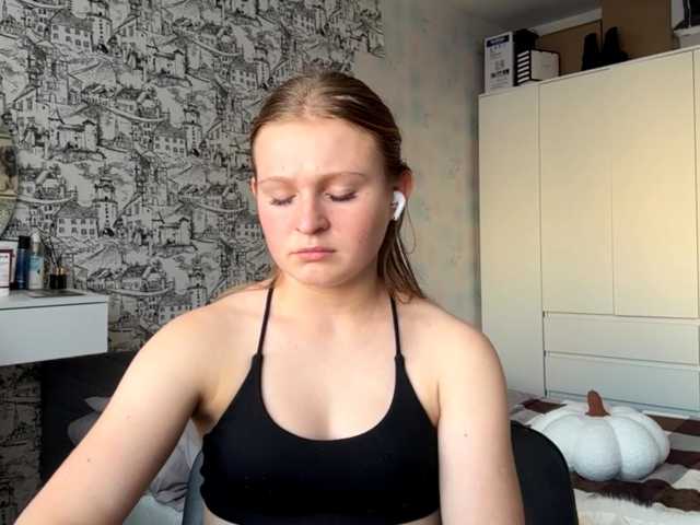 ArmindaSharpton live cam on BongaCams
