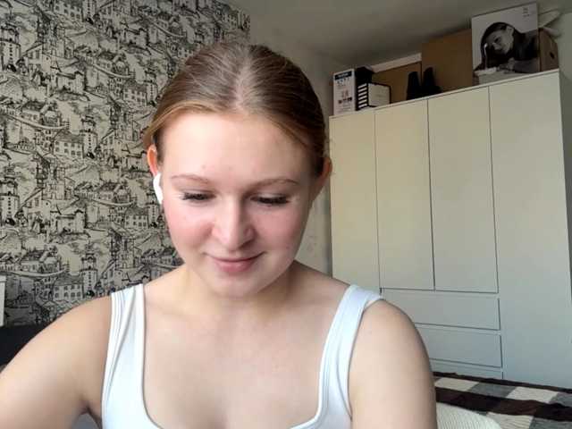 ArmindaSharpton live cam on BongaCams