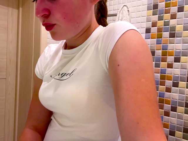 ArmindaSharpton live cam on BongaCams