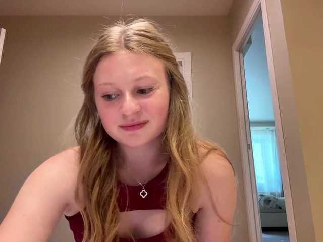 ArmindaSharpton live cam on BongaCams