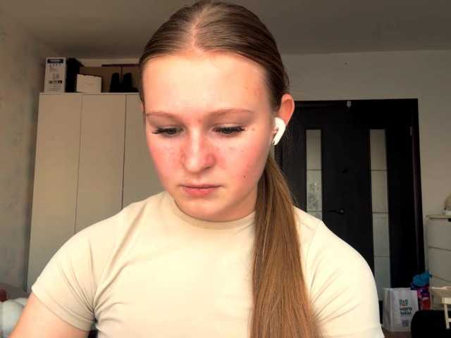 ArmindaSharpton live cam on BongaCams