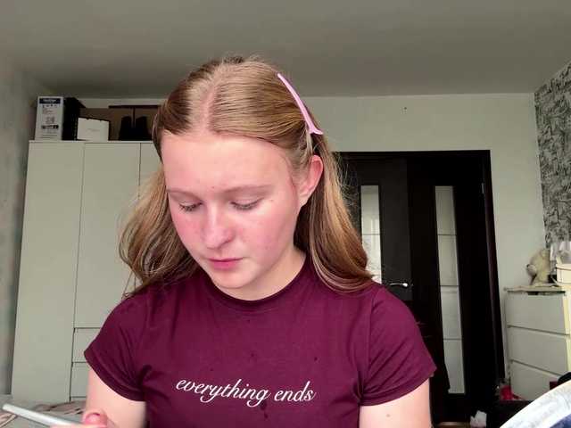 ArmindaSharpton live cam on BongaCams
