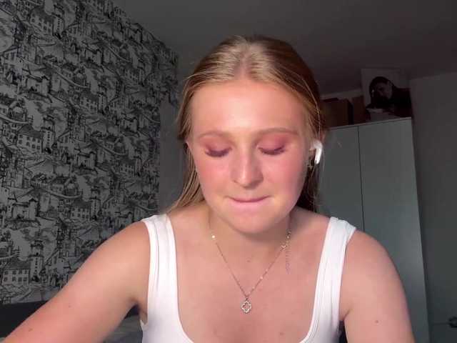 ArmindaSharpton live cam on BongaCams