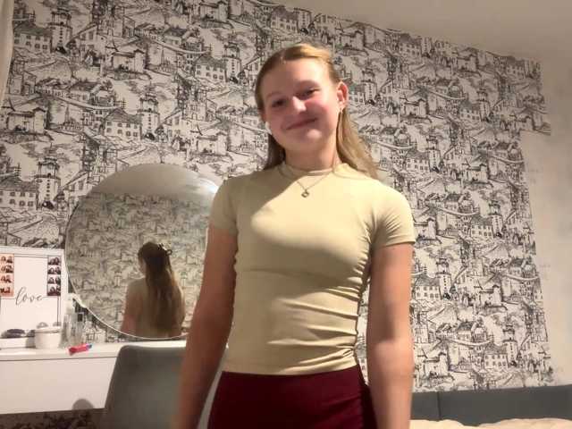 ArmindaSharpton live cam on BongaCams