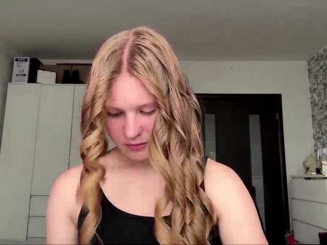 ArmindaSharpton live cam on BongaCams
