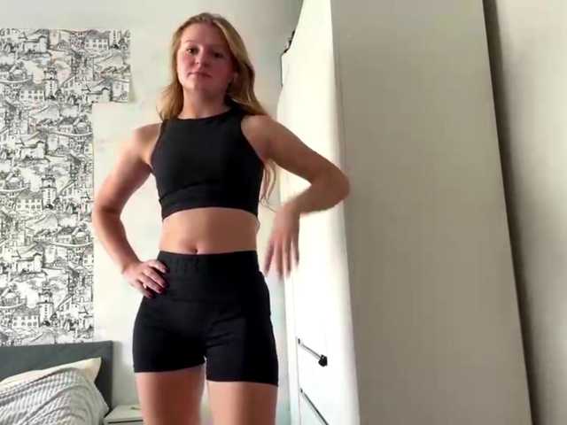 ArmindaSharpton live cam on BongaCams
