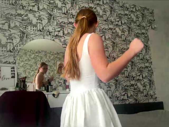 ArmindaSharpton live cam on BongaCams