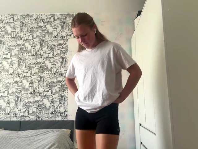 ArmindaSharpton live cam on BongaCams