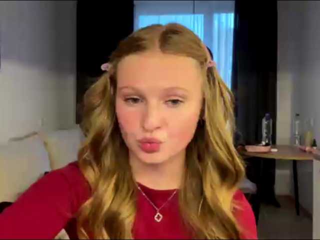 ArmindaSharpton live cam on BongaCams