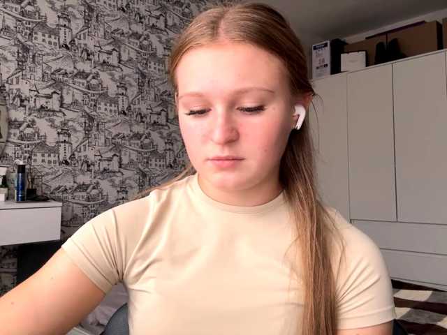 ArmindaSharpton live cam on BongaCams