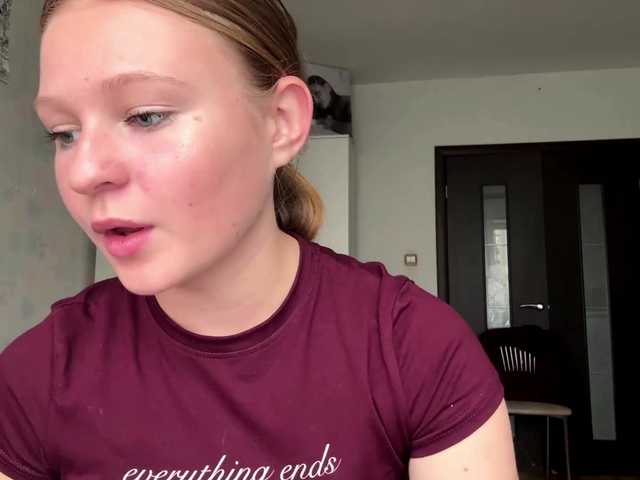 ArmindaSharpton live cam on BongaCams