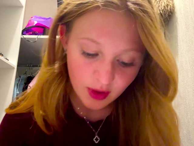 ArmindaSharpton live cam on BongaCams