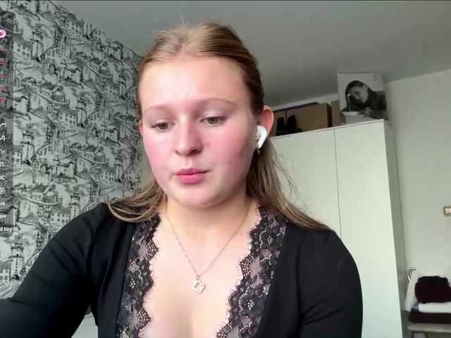 ArmindaSharpton live cam on BongaCams