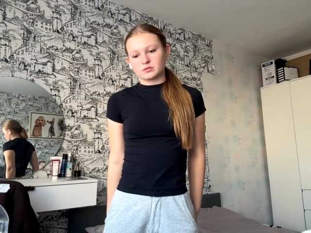 ArmindaSharpton live cam on BongaCams