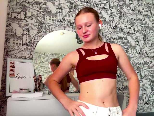 ArmindaSharpton live cam on BongaCams