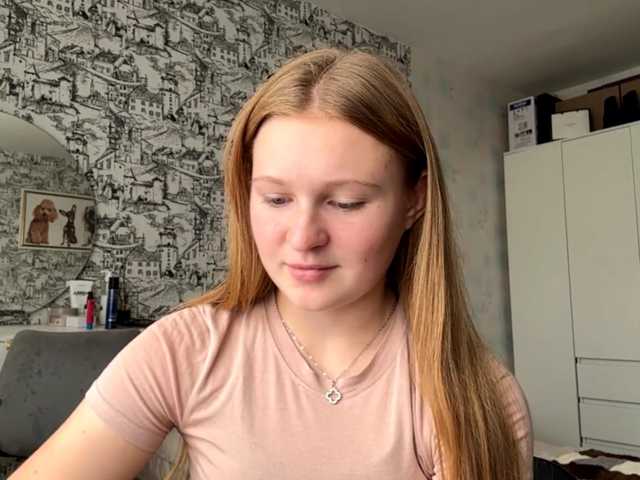 ArmindaSharpton live cam on BongaCams