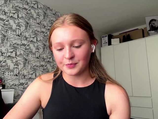 ArmindaSharpton live cam on BongaCams