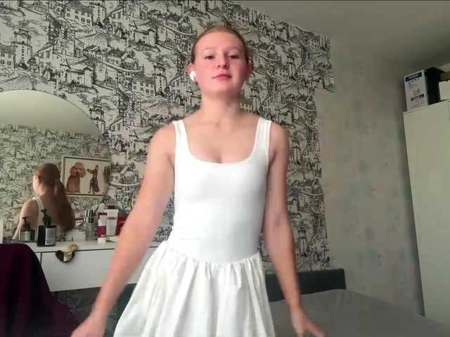 ArmindaSharpton live cam on BongaCams