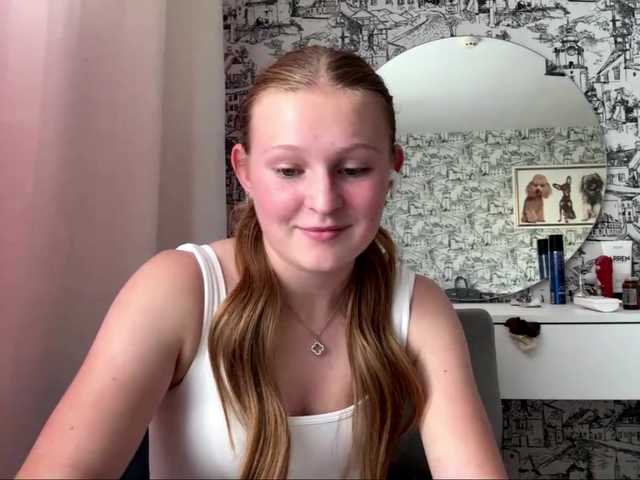 ArmindaSharpton live cam on BongaCams
