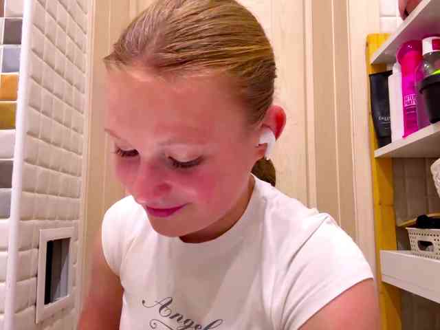 ArmindaSharpton webcam