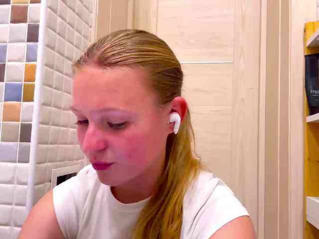 ArmindaSharpton webcam