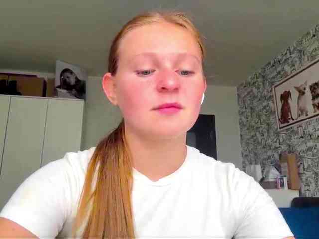 ArmindaSharpton webcam
