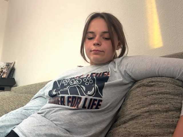 EsterGreenley live cam on BongaCams