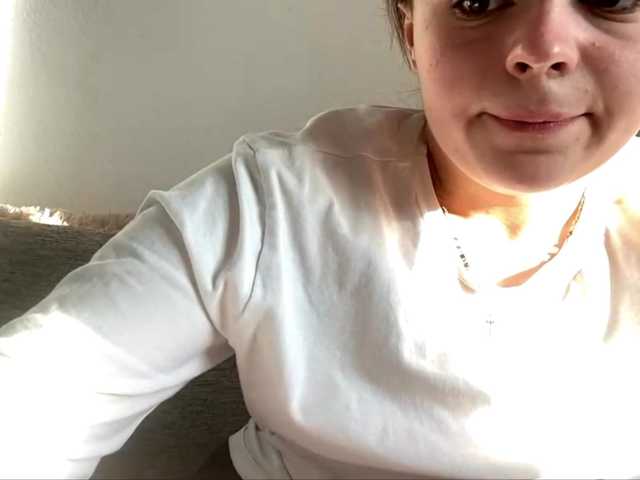 EsterGreenley live cam on BongaCams